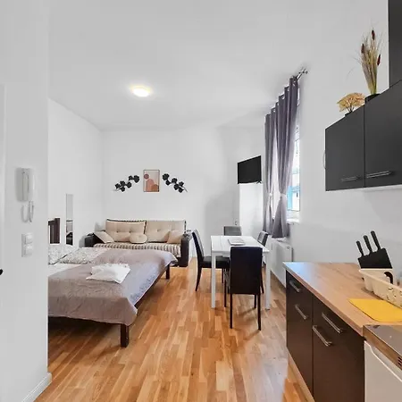 Apartment Sparkassa *