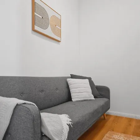 Sparkassa Apartament Stockerau